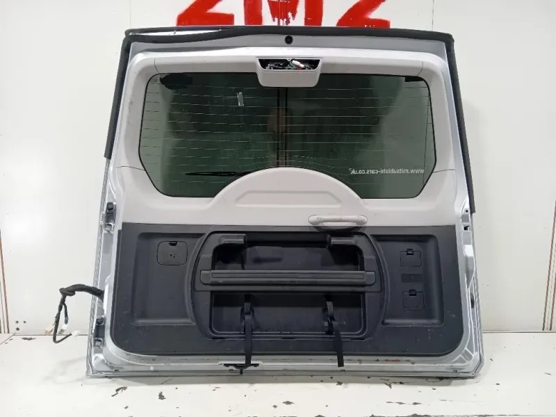 Portello POST PORTELLO POST Mitsubishi Pajero IV 2007