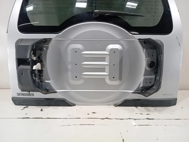 Portello POST PORTELLO POST Mitsubishi Pajero IV 2007