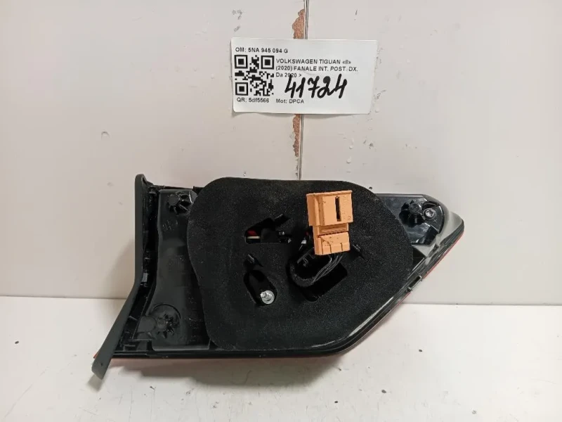 Fanale INT POST DX 5NA945094F Volkswagen Tiguan II 2020