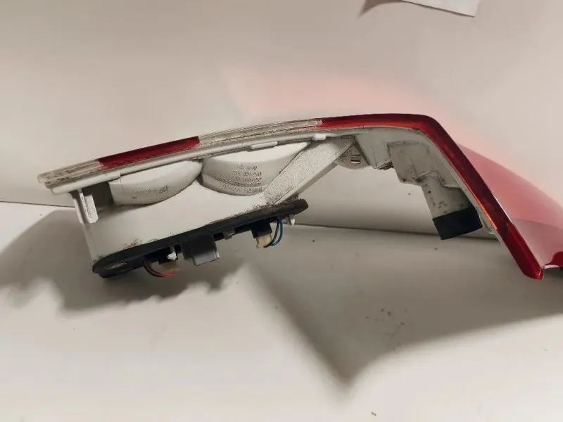 Fanale INT POST DX FANALE INT POST DX Volvo XC70 III 2013