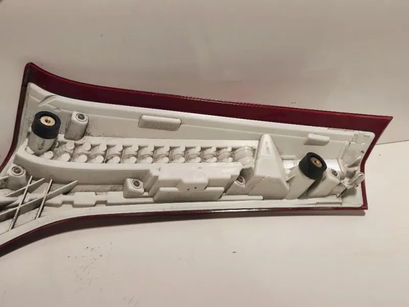 Fanale INT POST DX FANALE INT POST DX Volvo XC70 III 2013