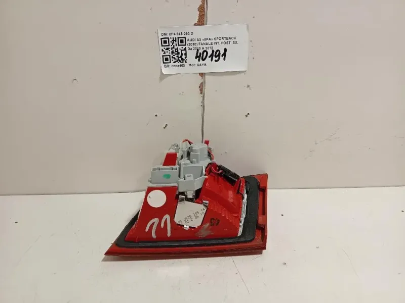 Fanale INT POST SX 8P4 945 093 D Audi A3 8PA Sportback 2010