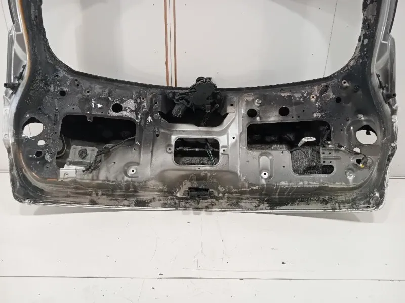 Portello POST Nissan Qashqai+2 2010