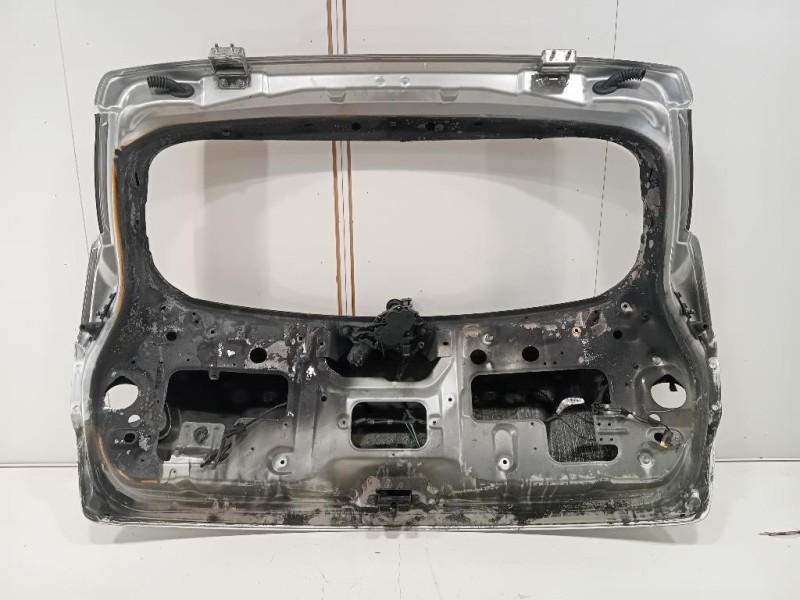 Portello POST Nissan Qashqai+2 2010