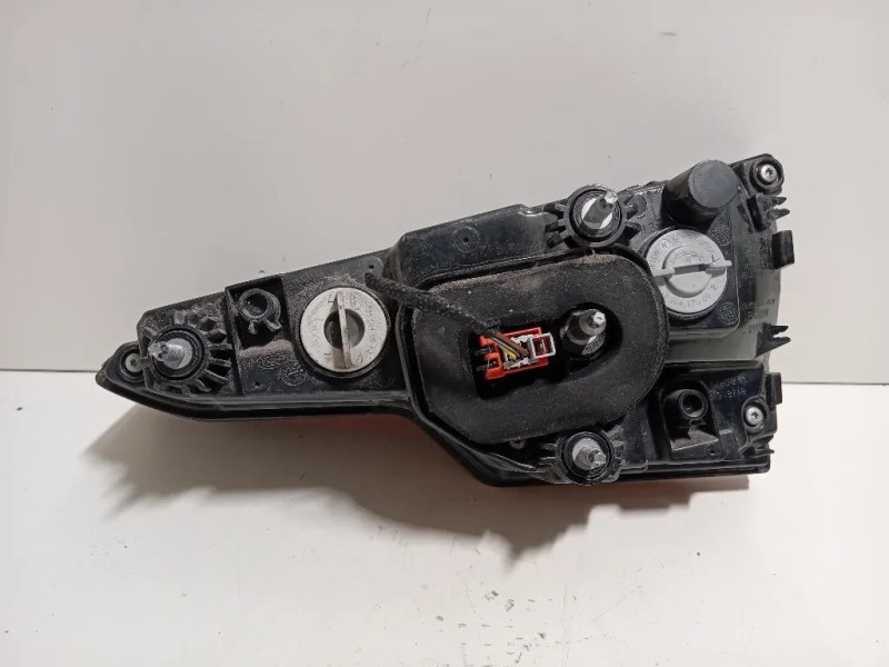 Fanale INT POST SX 8W5945075A Audi A4 8W2 2015