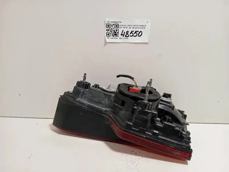 Fanale INT POST SX 8W5945075A Audi A4 8W2 2015