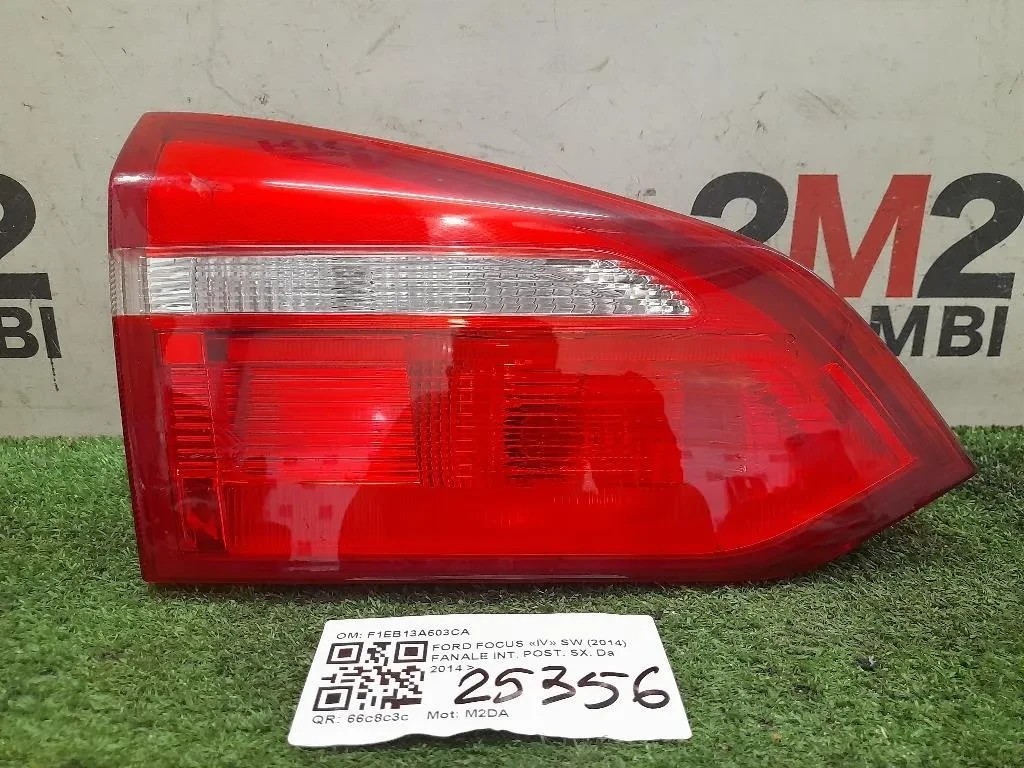 Fanale INT POST SX F1EB13A603CA Ford Focus IV SW 2014