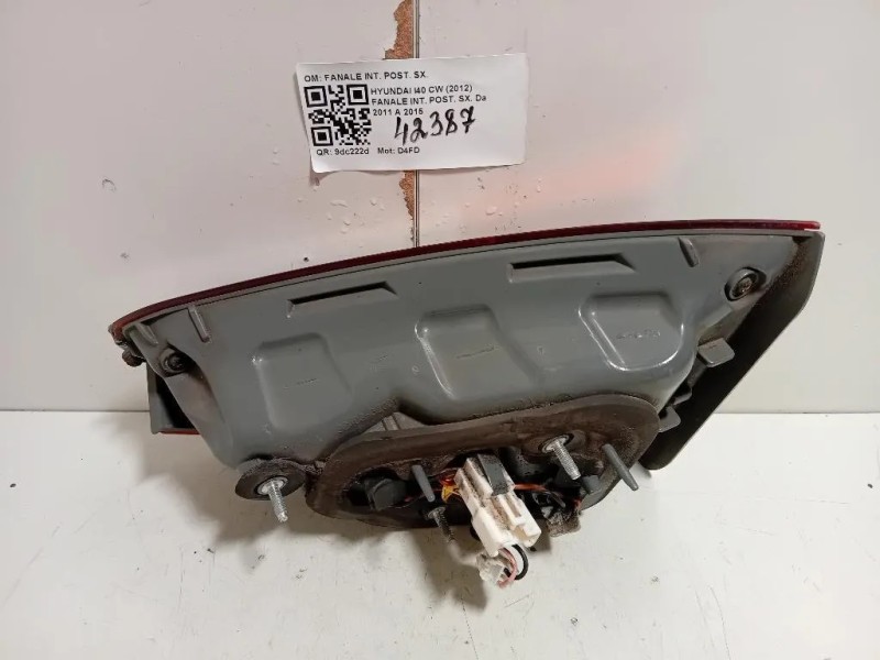Fanale INT POST SX FANALE INT POST SX Hyundai I40 CW 2012