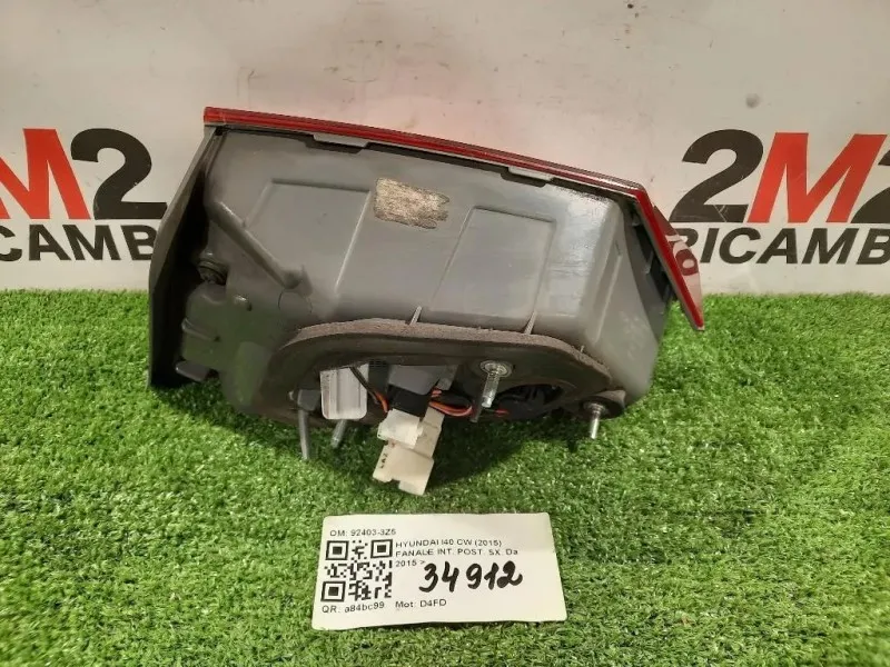 Fanale INT POST SX 92403-3Z5 Hyundai I40 CW 2015