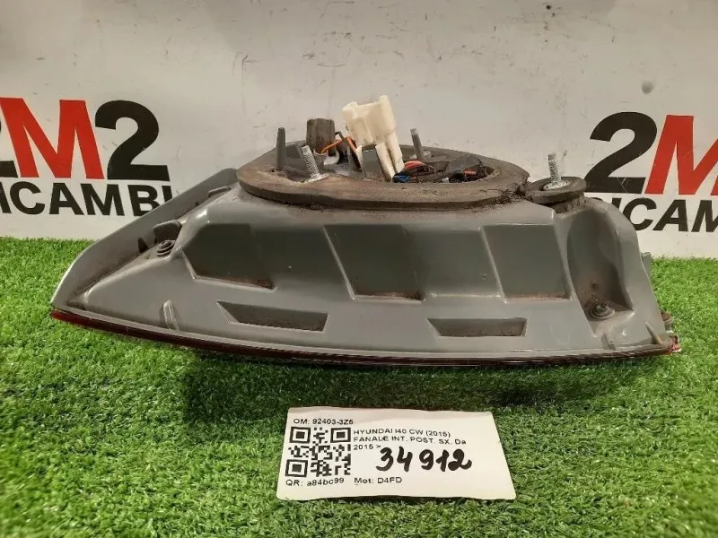 Fanale INT POST SX 92403-3Z5 Hyundai I40 CW 2015