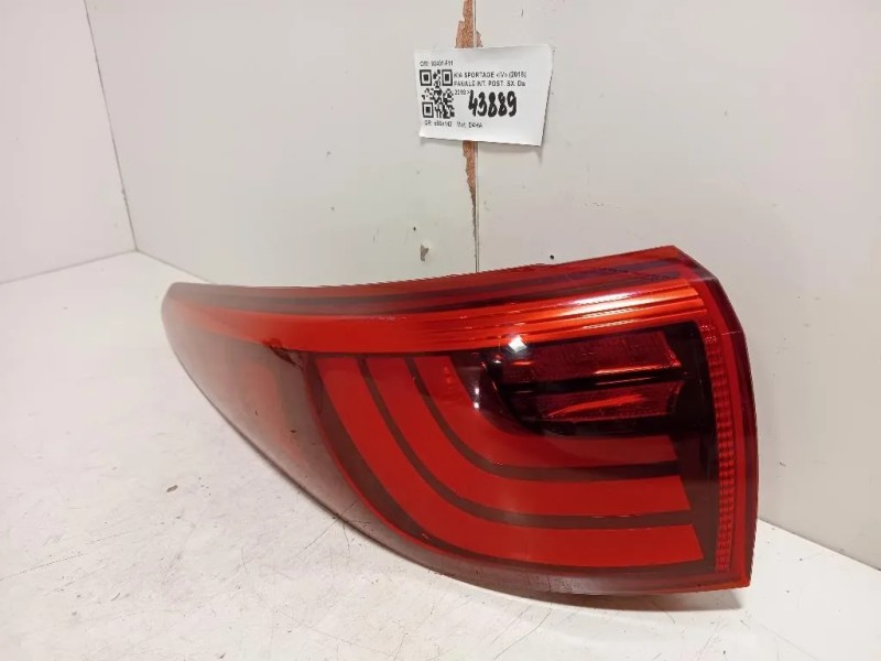 Fanale INT POST SX 92401-F11 LED FARO FANALE Kia Sportage IV 2018