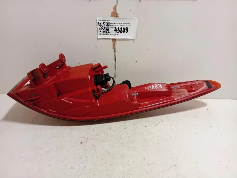 Fanale INT POST SX 92401-F11 LED FARO FANALE Kia Sportage IV 2018