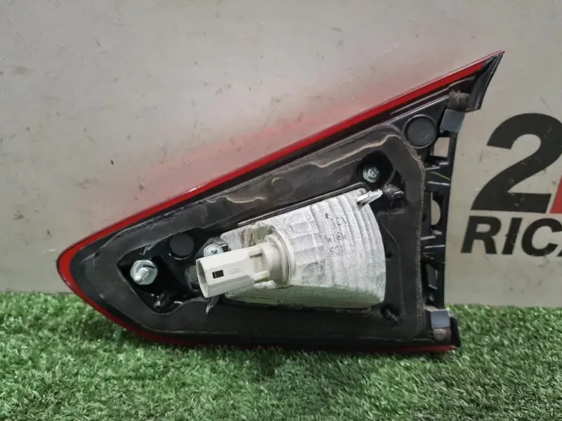 Fanale INT POST SX 13218383 Mazda 2 II 2008