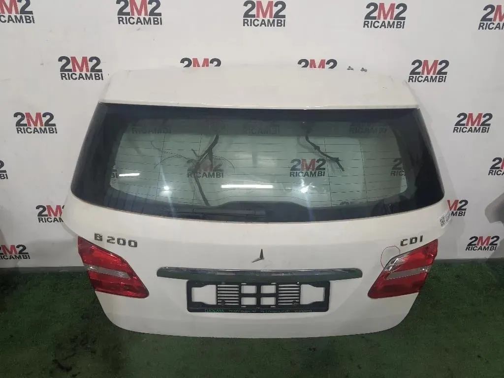 Fanale INT POST SX Mercedes Classe B W246 2012