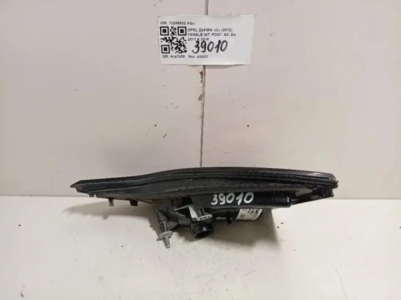 Fanale INT POST SX 13288832 AGJ Opel Zafira C 2012