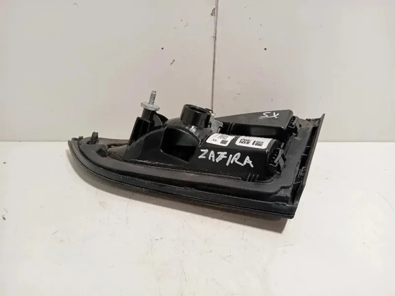 Fanale INT POST SX 13288832 AGJ Opel Zafira C 2012