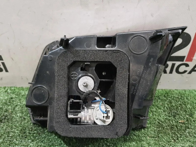 Fanale INT POST SX 9810477880 Peugeot 3008 II 2016