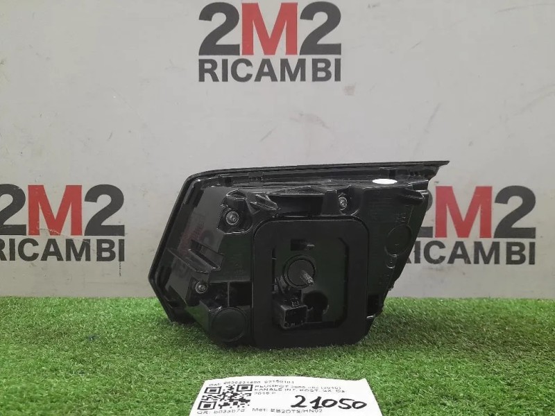 Fanale INT POST SX 9836231480 82150101 Peugeot 3008 II 2016