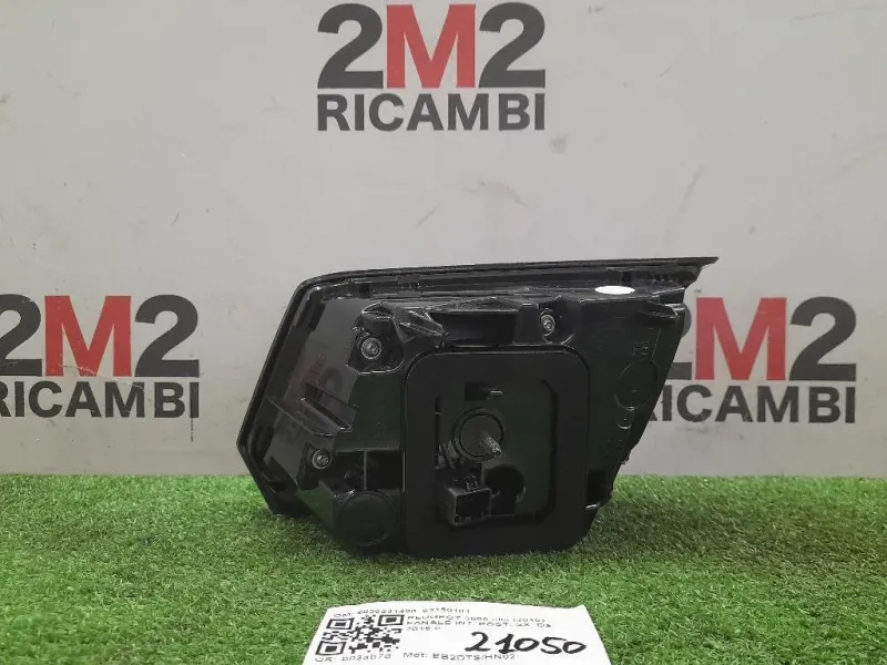 Fanale INT POST SX 9836231480 82150101 Peugeot 3008 II 2016