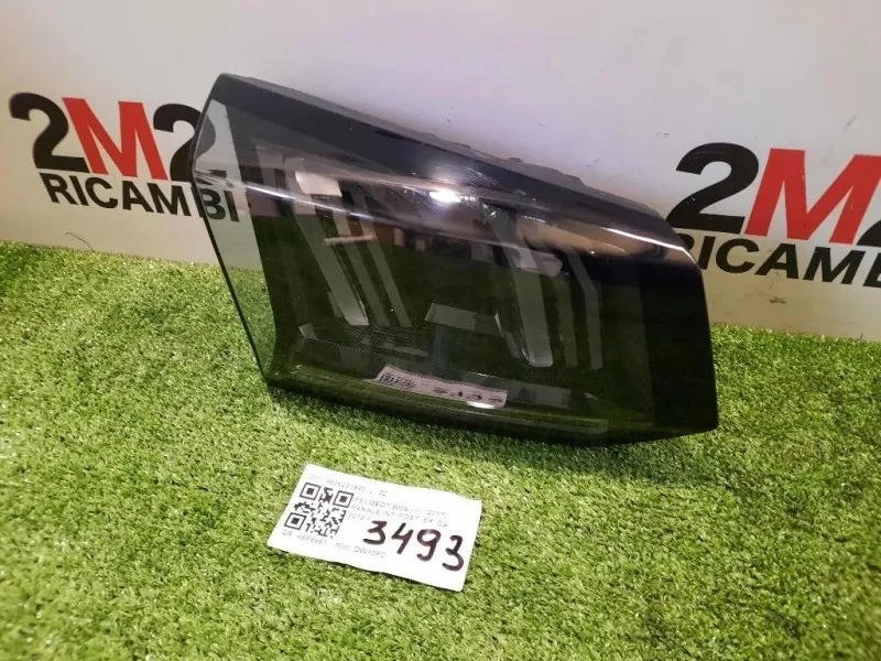 Fanale INT POST SX 9836231880 Peugeot 5008 II 2017