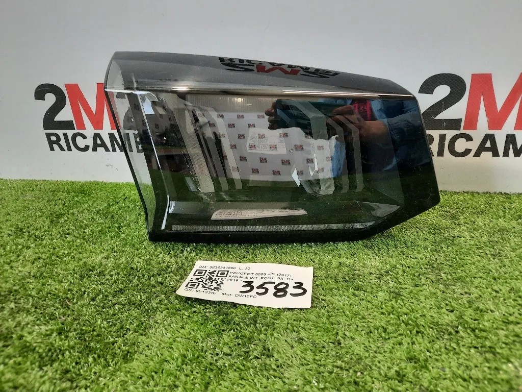 Fanale INT POST SX 9836231880 Peugeot 5008 II 2017