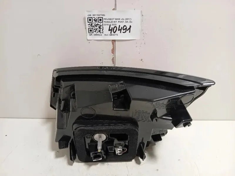 Fanale INT POST SX 9811027880 Peugeot 5008 II 2017