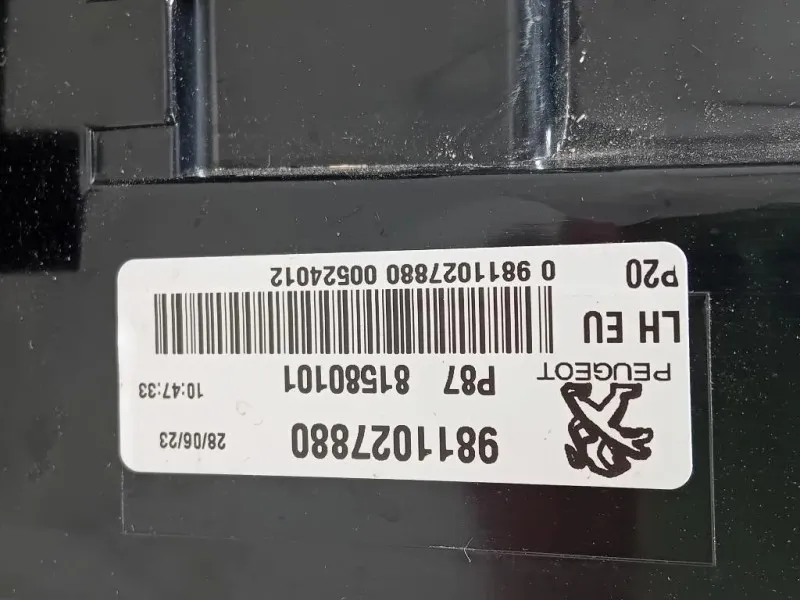 Fanale INT POST SX 9811027880 Peugeot 5008 II 2017