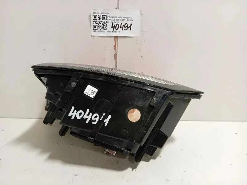 Fanale INT POST SX 9811027880 Peugeot 5008 II 2017