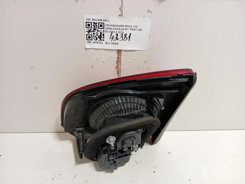 Fanale INT POST SX 5K0 945 093 L Volkswagen GOLF VI 2009