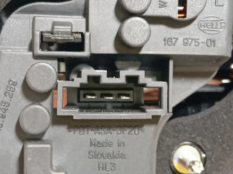 Fanale INT POST SX 5K0 945 0943T Volkswagen GOLF VI 2009