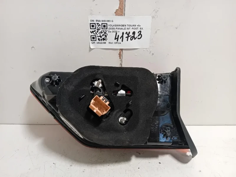 Fanale INT POST SX 5NA945093F Volkswagen Tiguan II 2020