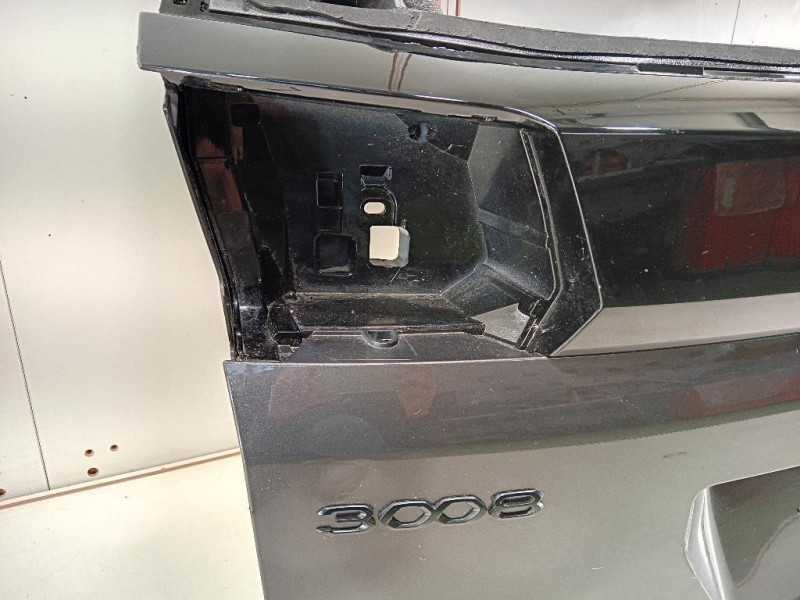 Portello POST 9811550177 1617409480 Peugeot 3008 II 2016