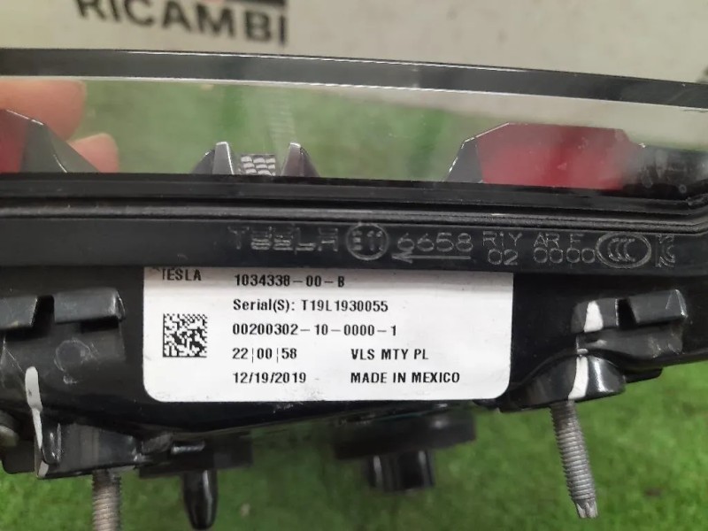 Fanale INT POST SX TESLA X 103433800B Tesla Model 3 2017