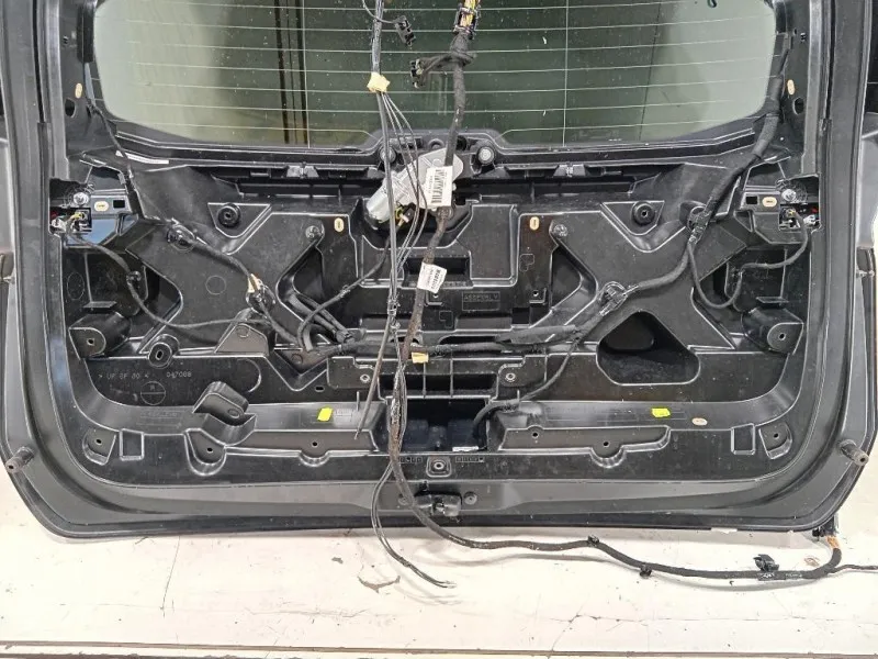 Portello POST PORTELLO POST Peugeot 5008 II 2017