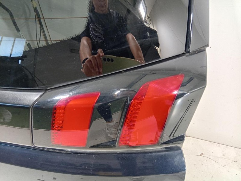 Portello POST PORTELLO POST Peugeot 5008 II 2017