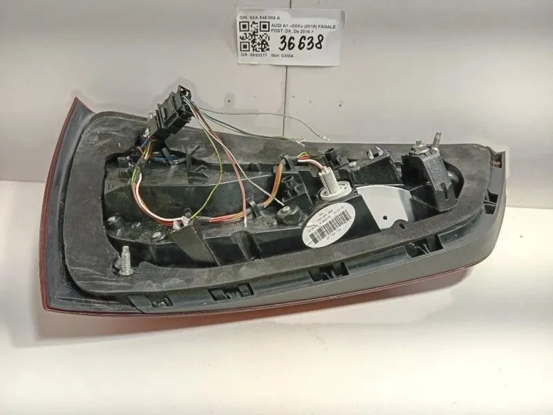 Fanale POST DX 8XA 945 094 A Audi A1 8XK 2015