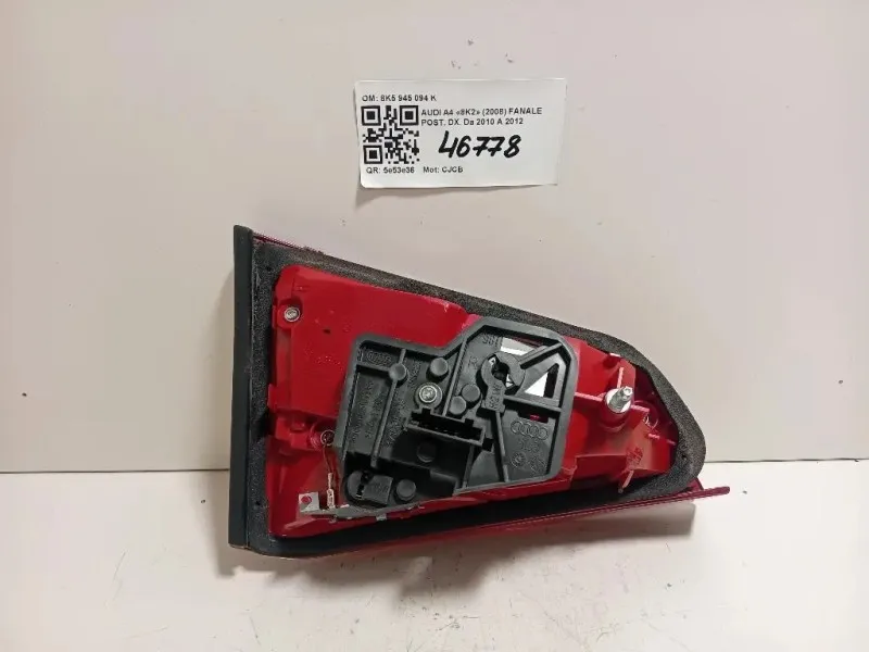 Fanale POST DX 8K5 945 094 K Audi A4 8K2 2008