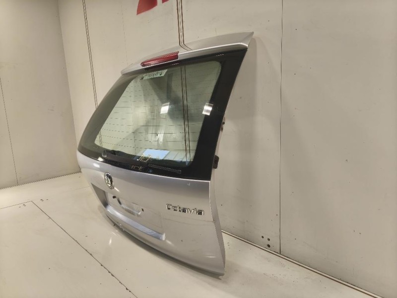 Portello POST 5E5827025F Skoda Octavia 5E3 2017