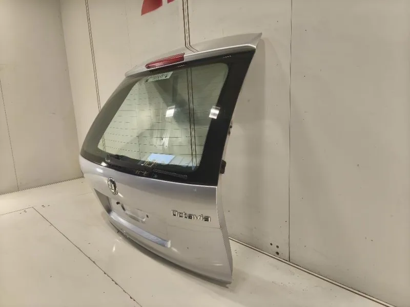 Portello POST 5E5827025F Skoda Octavia 5E3 2017