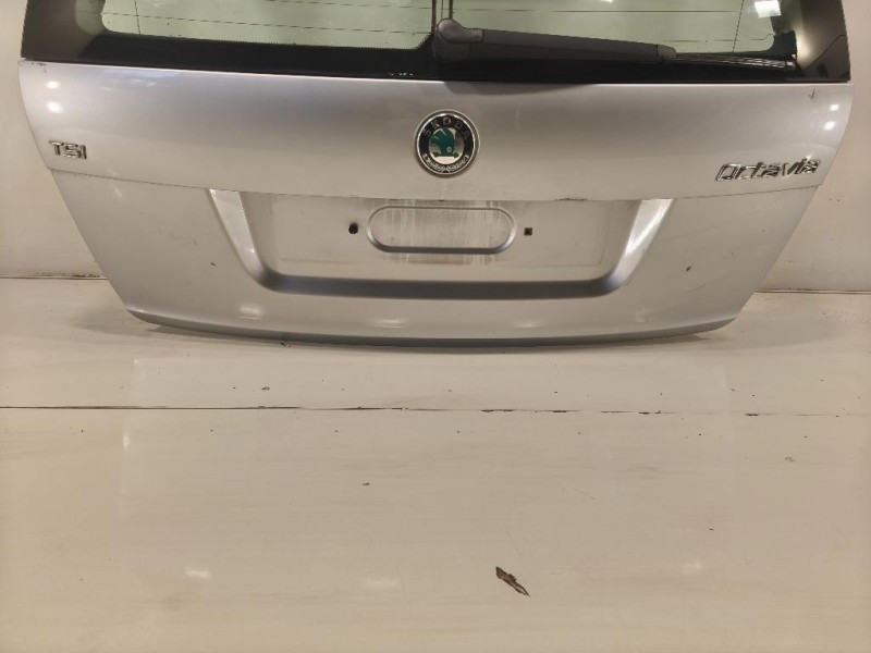 Portello POST 5E5827025F Skoda Octavia 5E3 2017