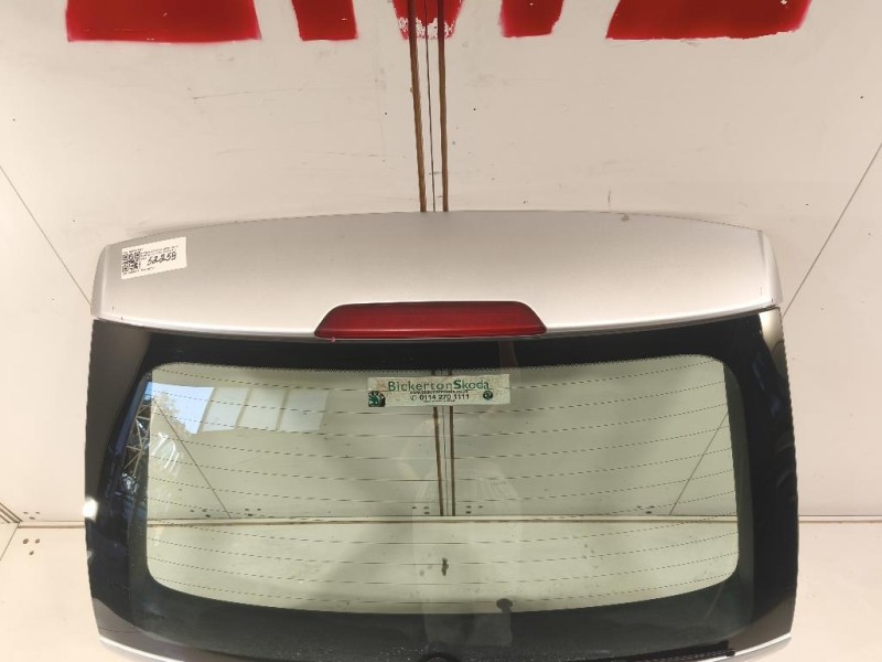 Portello POST 5E5827025F Skoda Octavia 5E3 2017