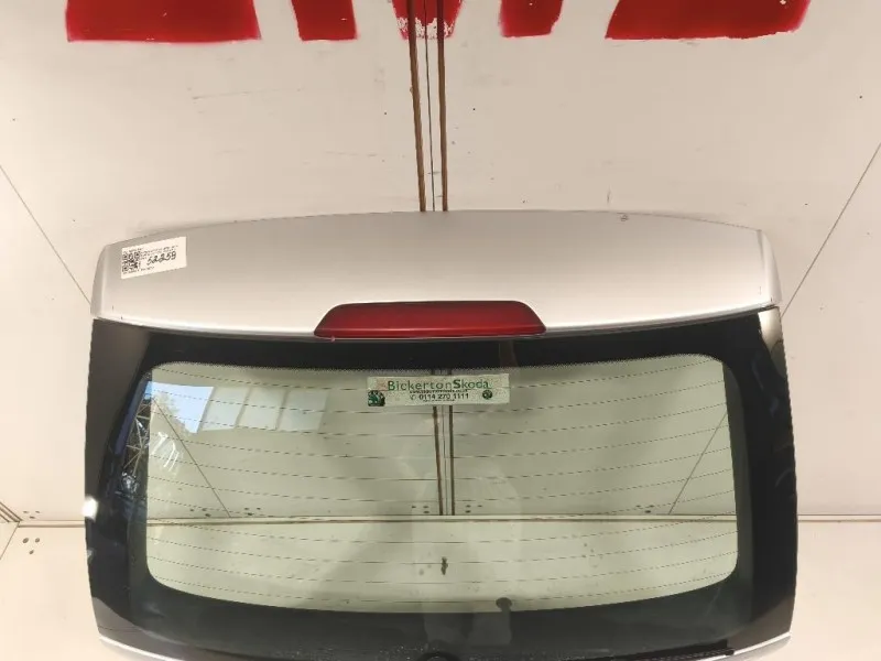 Portello POST 5E5827025F Skoda Octavia 5E3 2017