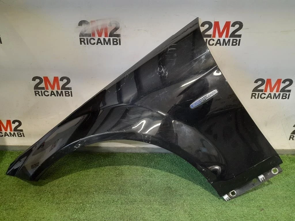 Parafango ANT SX A2048801318 Mercedes Classe C W204 2007