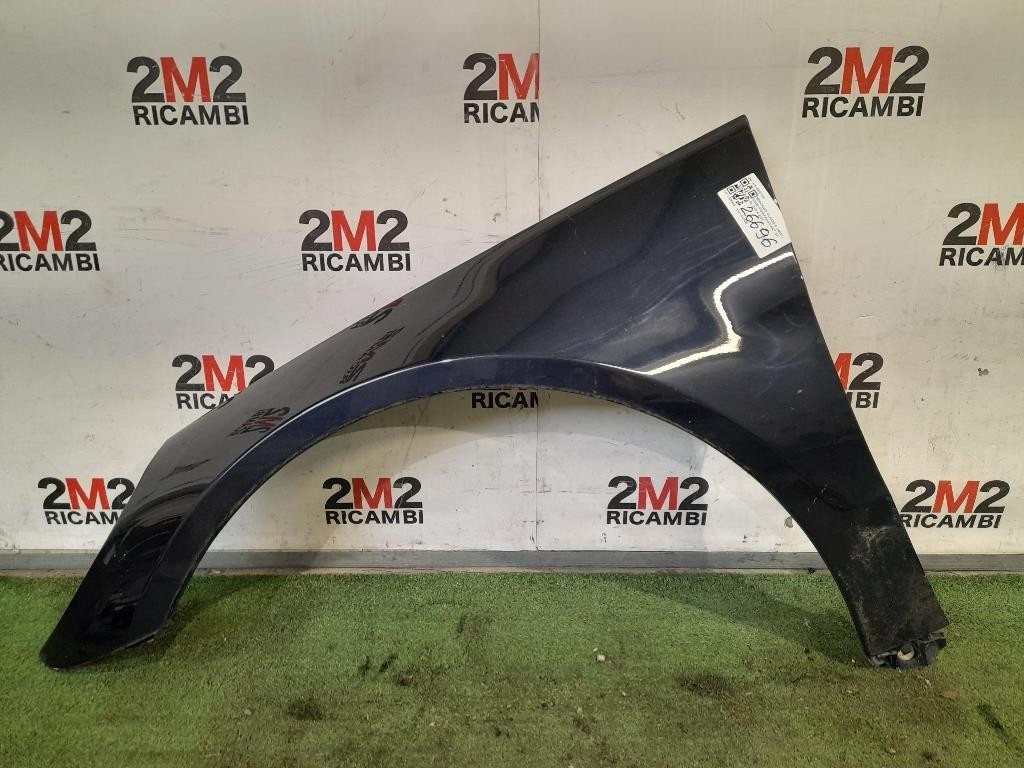 Parafango ANT SX A2518800106 Mercedes Classe R W251 2006