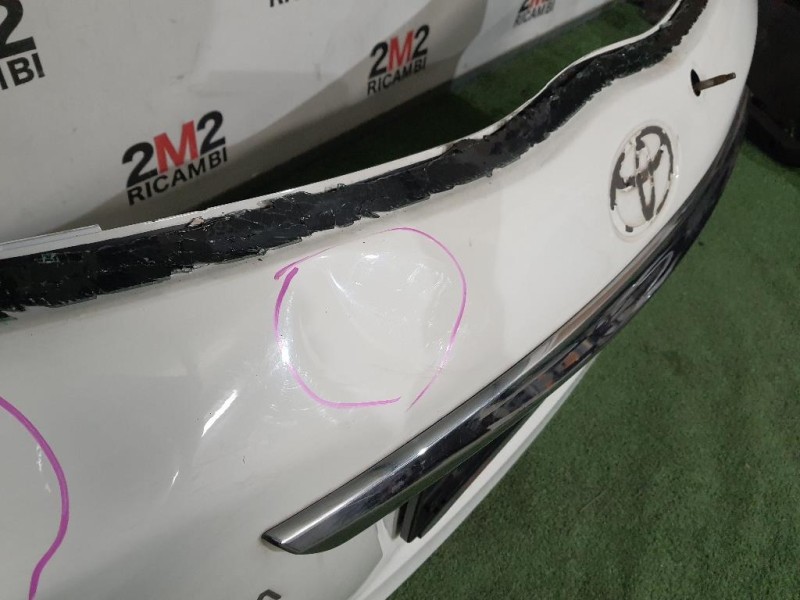 Portello POST NUDO 670050D111 Toyota Yaris IV 2012