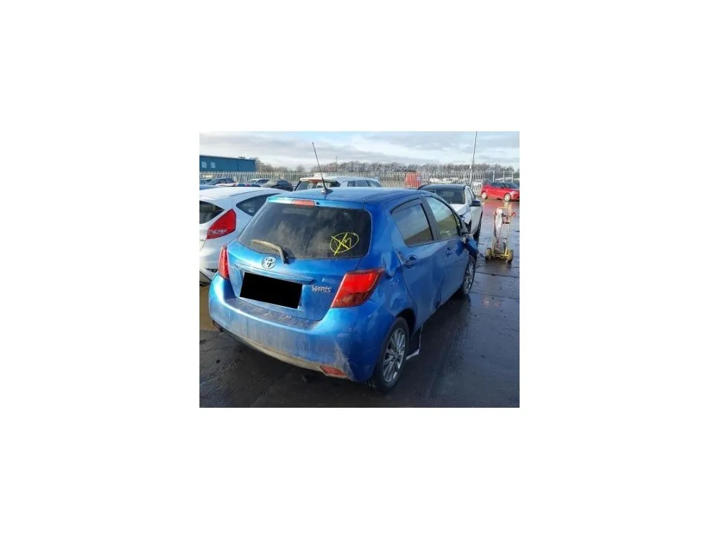 Portello POST 670050D111 Toyota Yaris IV 2014