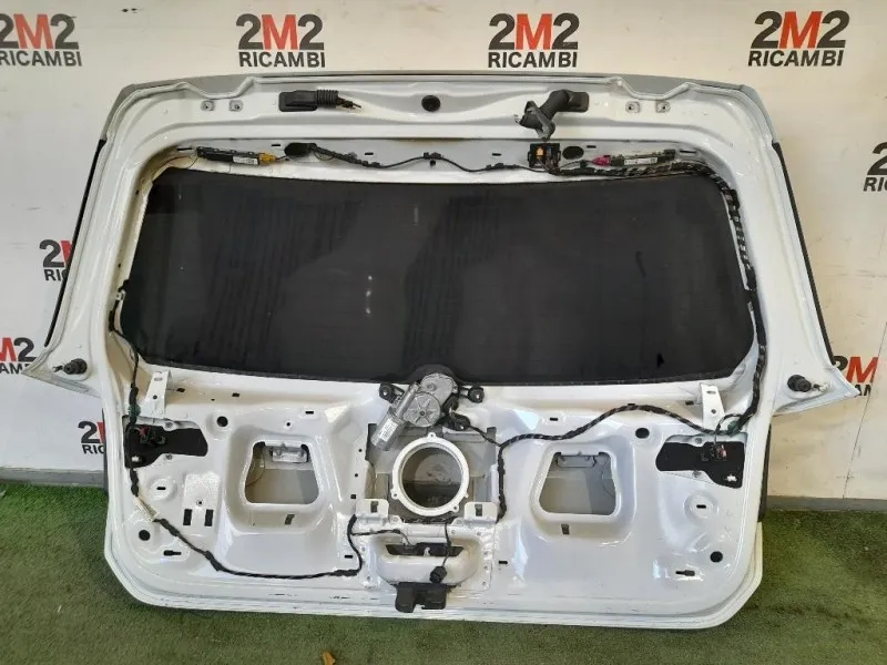 Portello POST 5G6827025AB Volkswagen GOLF VII 2017