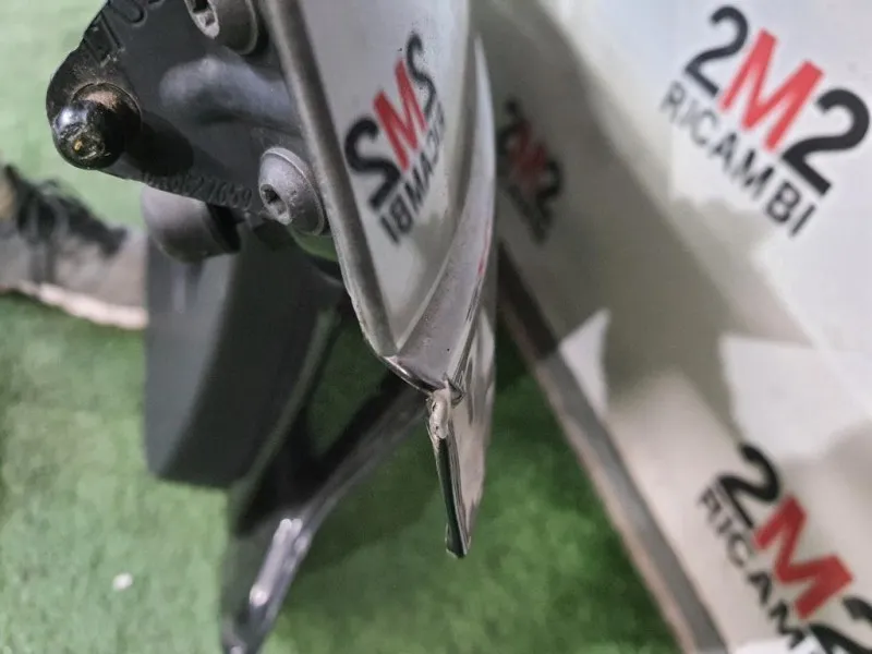 Portello POST DANNEGGIATO NUDO 6R6827025C Volkswagen POLO VI 2009