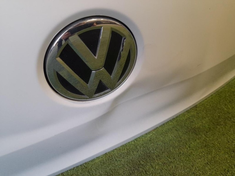 Portello POST DANNEGGIATO COME DA FOTO Volkswagen POLO VI 2009