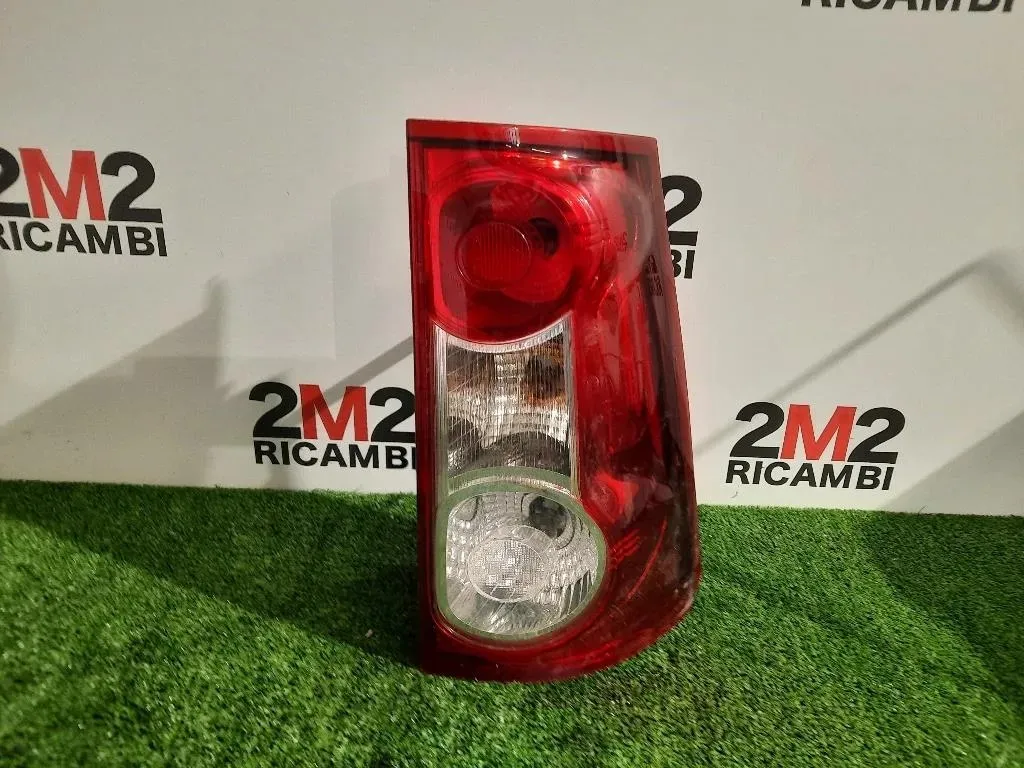 Fanale POST DX 8200864610 Dacia Logan MCV I 2008